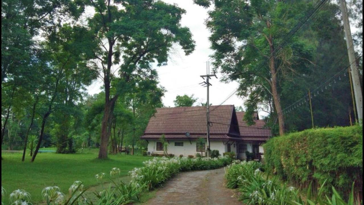 Inthanon Riverside Resort Chom Thong Extérieur photo
